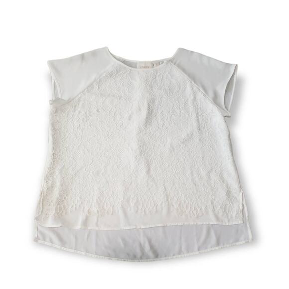 Chicos White Front Lace Floral Design Short Sleeved Shirt - Size 3 - Picture 1 of 3